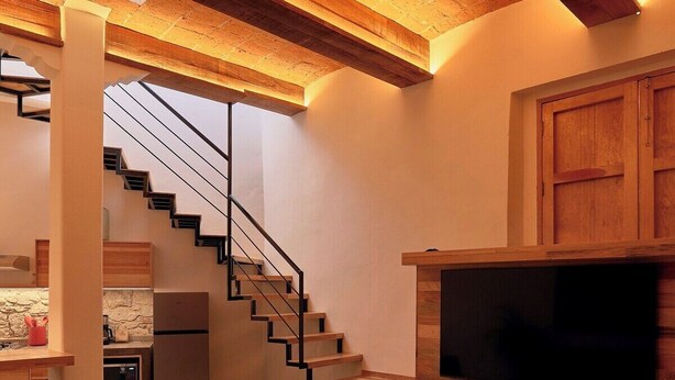 TV, offices - Rubina Jewel in downtown Design Location AC (Oaxaca de Juárez)