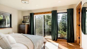 5 bedrooms, free WiFi, bed sheets