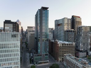 Exterior - New Luxury Studio in Heart of MTL 704 | Metro access (Montréal)
