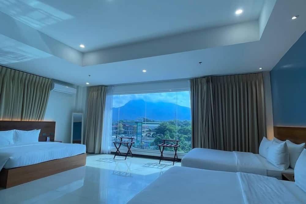 Estela's Hotel and Event Center