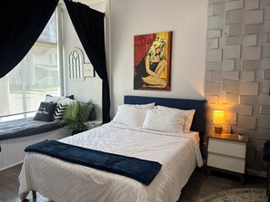 3 bedrooms, desk, iron/ironing board, WiFi