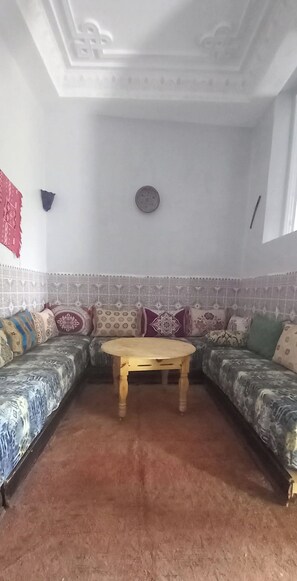 Interior - Between the garden Jnan Sbil and the Medina in the heart of Fes
(Fes)