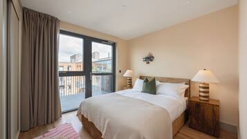 Deluxe Apartment | 2 bedrooms, premium bedding, free WiFi, bed sheets