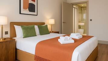 Superior Apartment, 3 Bedrooms | 2 bedrooms, premium bedding, WiFi (free), bed sheets