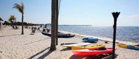 Sun-loungers, beach towels
