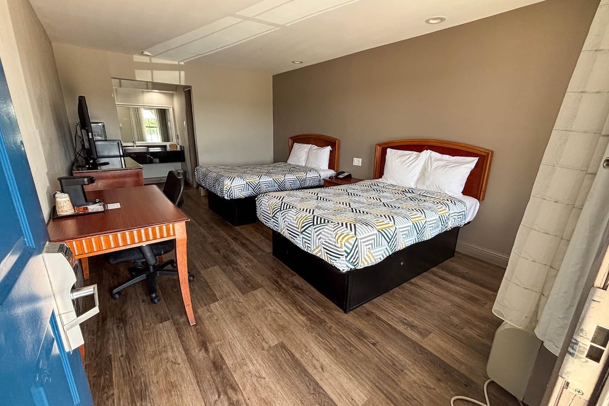 Kannettavalle tietokoneelle sopiva työtila, ilmainen Wi-Fi