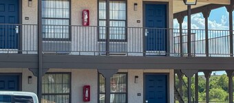 Studio 6 Suites – Mesquite, TX – Gross Rd.