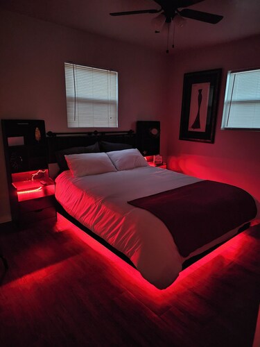 Red Raiderland Too - Walk to TTU - 3 bed 3 Bath