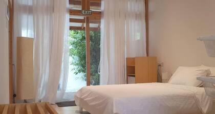 Origami Inn Himandhoo
