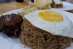 الطعام والشراب