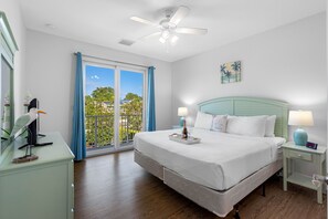 4 bedrooms, iron/ironing board, WiFi, bed sheets