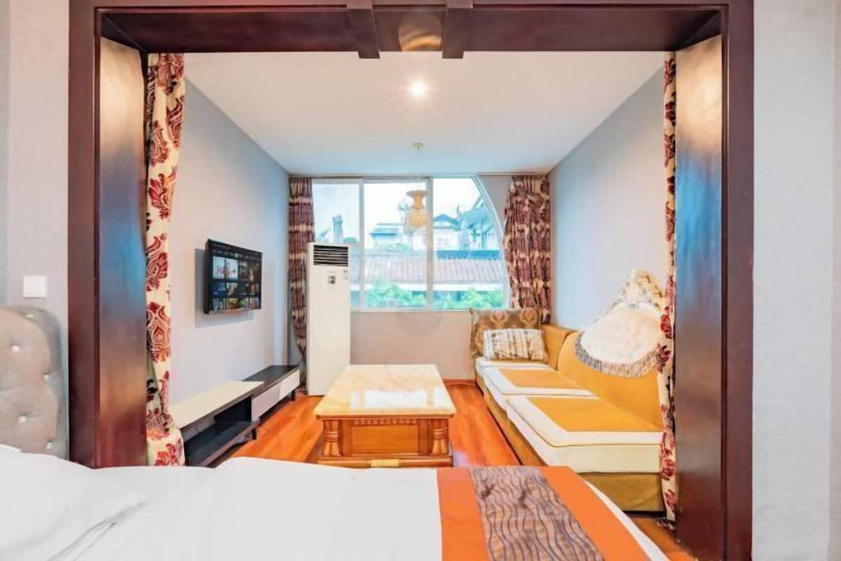 Cots/infant beds