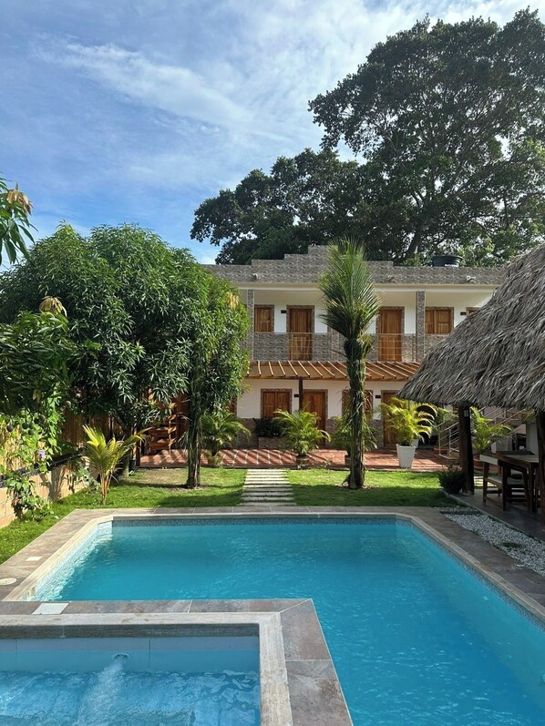 Outdoor pool, open 9:00 AM to 9:00 PM, sun loungers