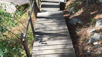 Enceinte de lâhĂ©bergement