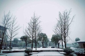 Unclassified image, 3 of 50, button - Qing He Hotel (Hangzhou)