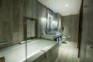 Room - Winford Resort and Casino Manila (City of Manila)