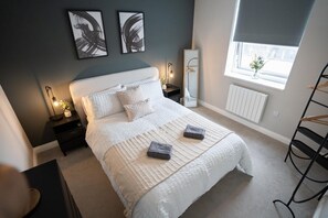 1 bedroom, Internet - Luxury 1-Bed Flat - Free Parking (West Midlands)