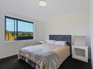 Room - Ocean View Beach Beauty - Tairua Holiday Home (Tairua)