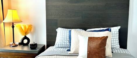 1 chambre, bureau, fer et planche à repasser, Wi-Fi gratuit