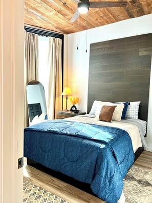1 bedroom, desk, iron/ironing board, free WiFi