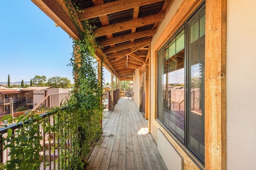 Inn History Tombstone