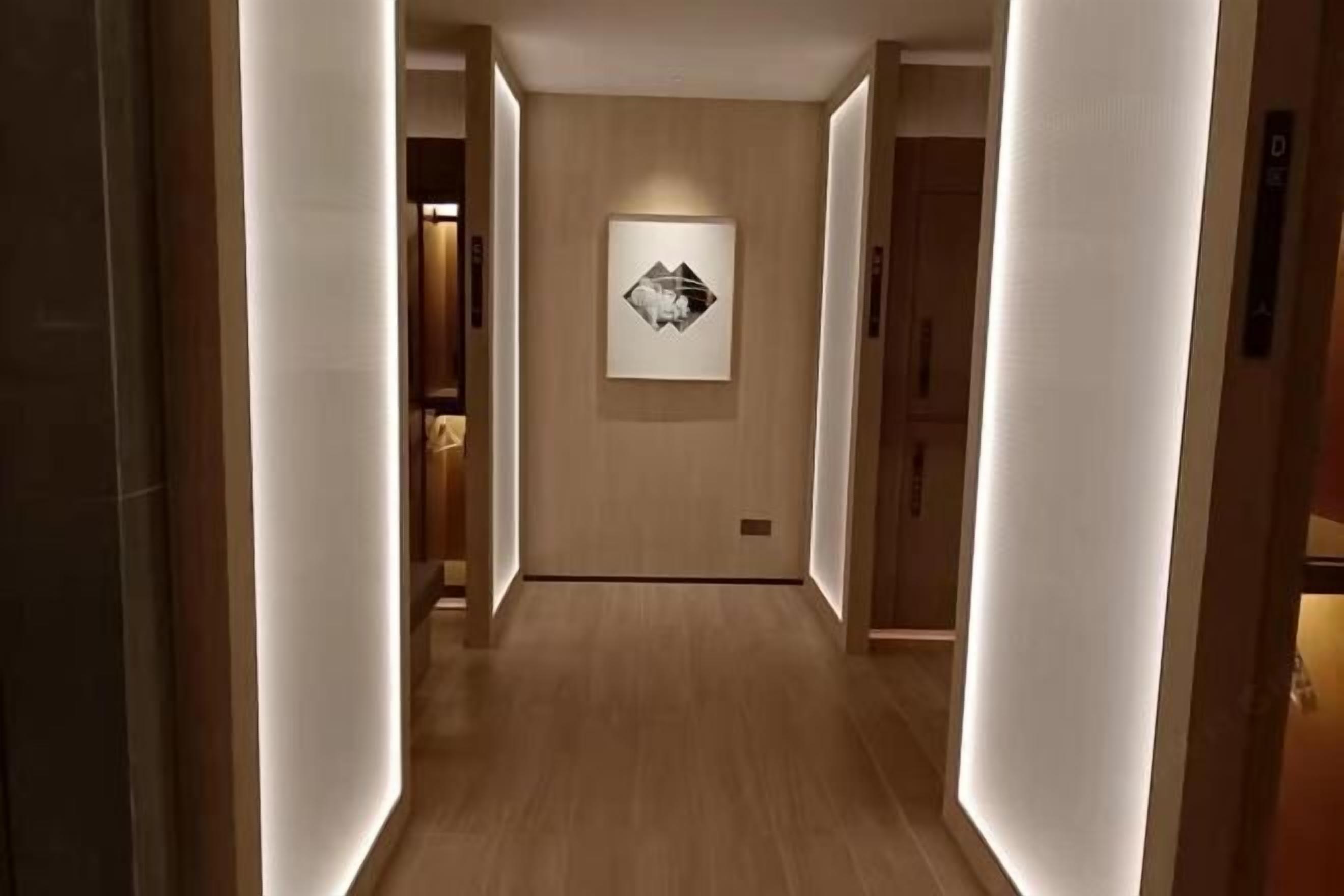 المنشأة من الداخل