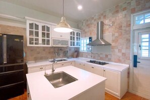 Nôi/giường cho trẻ sơ sinh 