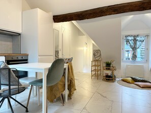 Dining - Lovely Rooftop designed Apt 200m to Panthéon  (Paris)