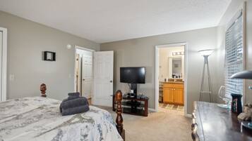 3 chambres, fer et planche Ă repasser, Wi-Fi, draps fournis