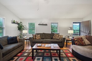 Smart TV, fireplace, DVD player, books