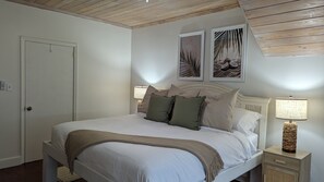 2 chambres, fer et planche à repasser, Wi-Fi gratuit, draps fournis