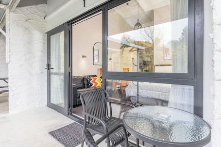 Terrace/patio. Sun Valley Motel - Unit 1 Studio