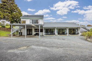 Exterior - Sun Valley Motel - Unit 1 Studio (Wellsford)