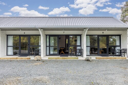 Sun Valley Motel - Unit 7 (1 bedroom)