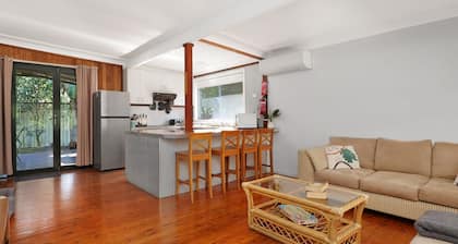 Cosy Retreat in Nelson Bay- Pet Friendly