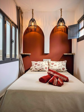 3 chambres, fer et planche Ă repasser, Wi-Fi, draps fournis