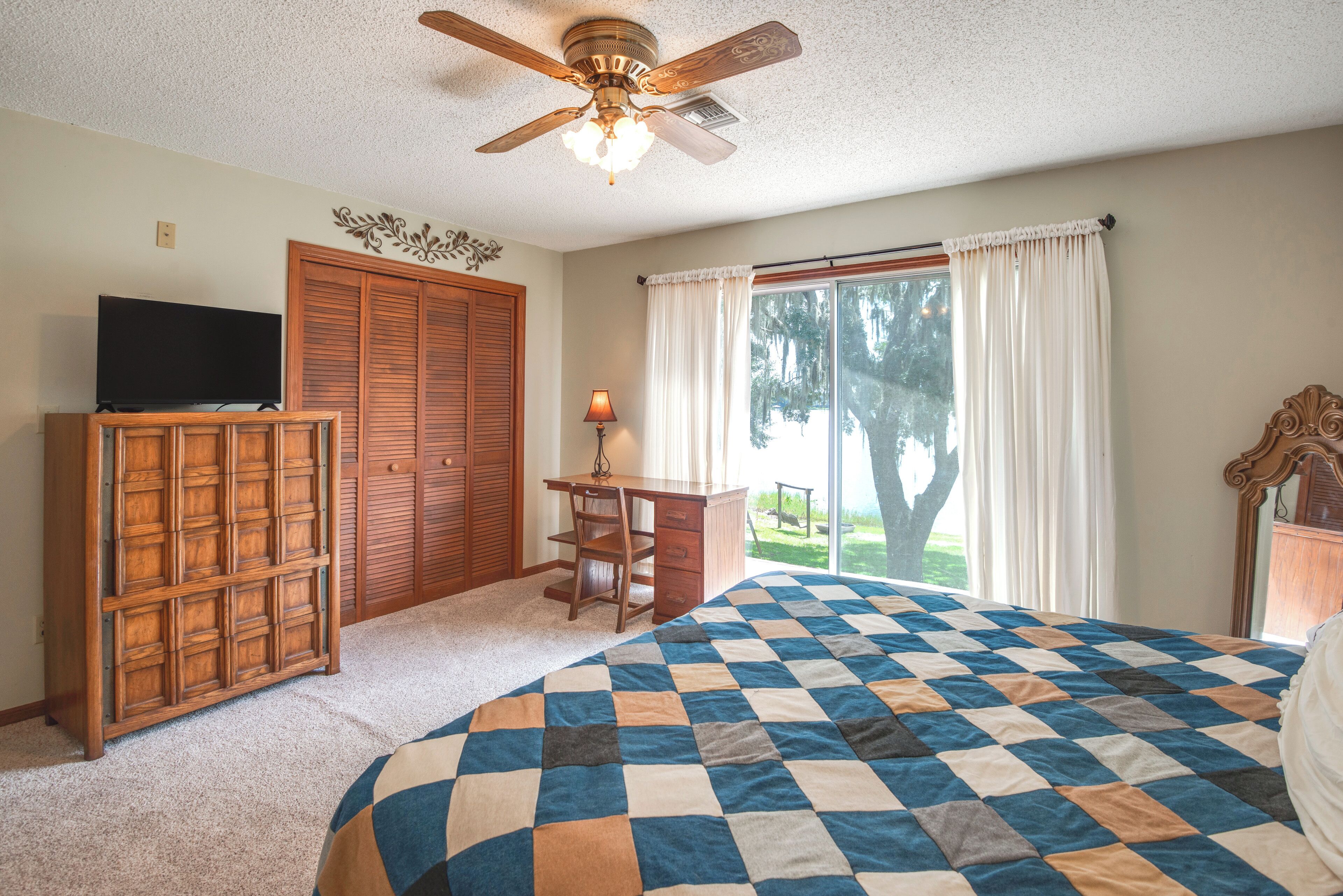 House (6 Bedrooms) | Interior