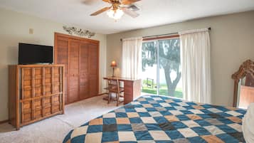 House (6 Bedrooms) | Interior