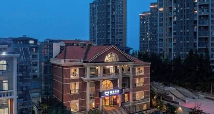 Zanzan Hotel