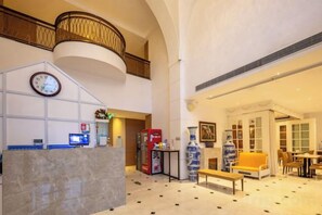 Lobby - Zanzan Hotel (Yantai)
