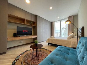 1 sovrum, skrivbord, strykjärn/strykbräda och wi-fi