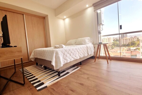 1 chambre, fer et planche à repasser, Wi-Fi, draps fournis