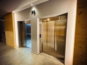 Interior - Luxurious atmosphere, excellent view (Cochabamba)