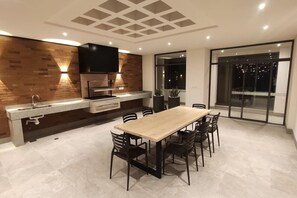 Dining - Discover the city in apartment. luxury, 5* location (Cochabamba)