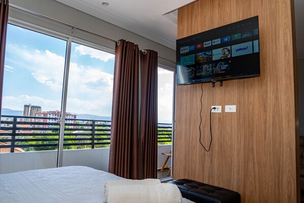 1 bedroom, desk, iron/ironing board, WiFi