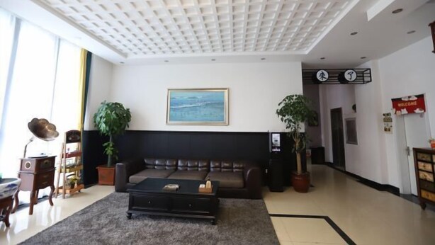Ảnh chưa phân loại, 1 trong số 56 ảnh, nút