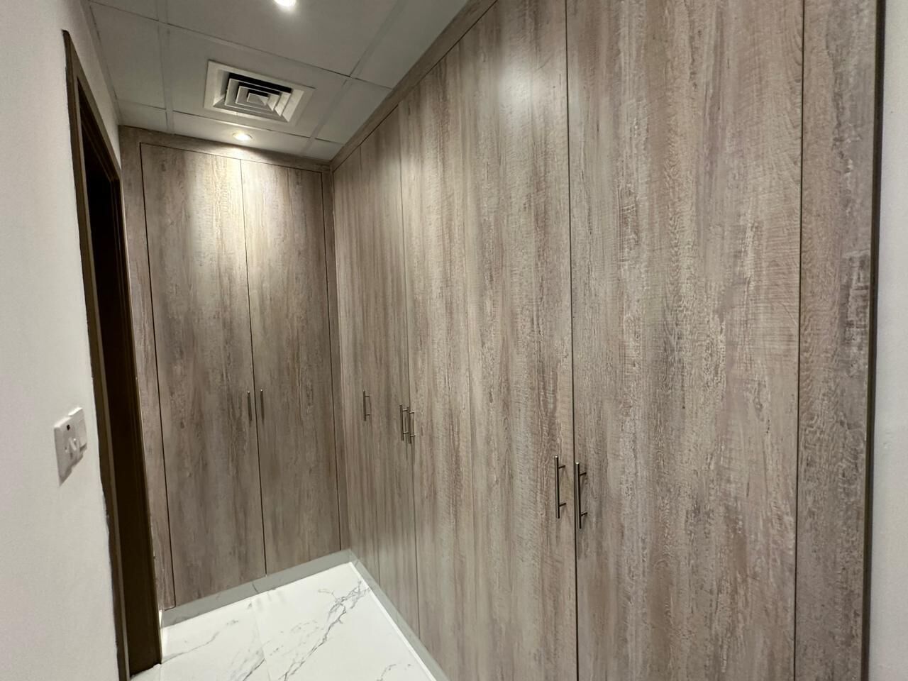 デラックス 共同ドミトリー 男女共用ドミトリー 禁煙 ビーチビュー | 遮光カーテン、防音設備、アイロン / アイロン台、WiFi (無料)