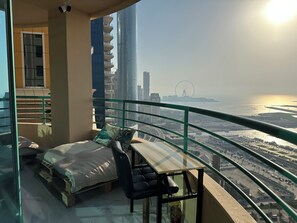 Terrace/patio - Perla Hostel - Dubai Marina (Dubai)