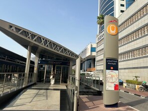 Exterior - Perla Hostel - Dubai Marina (Dubai)