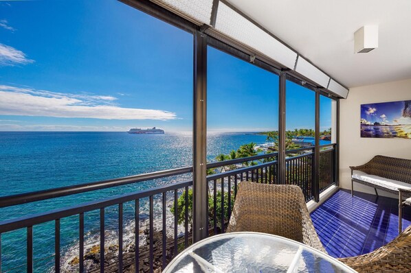 Condo, 1 Queen Bed (Kona Alii 602) | Property grounds - Kona Alii 602 (Kailua-Kona)